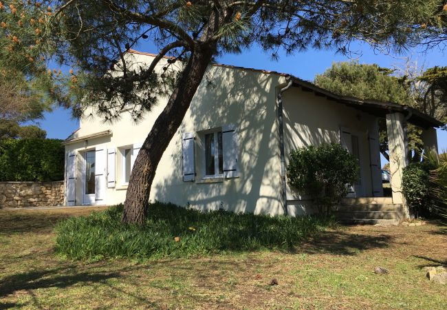 House in Saint-Georges-d´Oléron - Mon Dada 150m de la plage, climatisée House in Saint-Georges-d´Oléron - Mon Dada 150m de la plage, climatisée