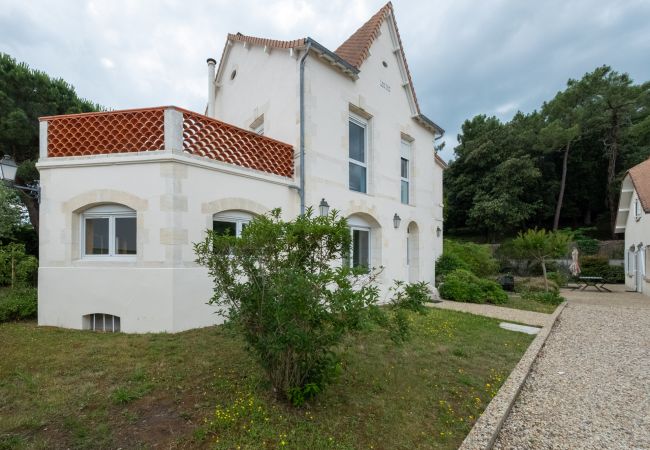 Villa in Saint-Trojan-les-Bains - F Propriété spacieuse à Saint Trojan Vue mer Villa in Saint-Trojan-les-Bains - F Propriété spacieuse à Saint Trojan Vue mer