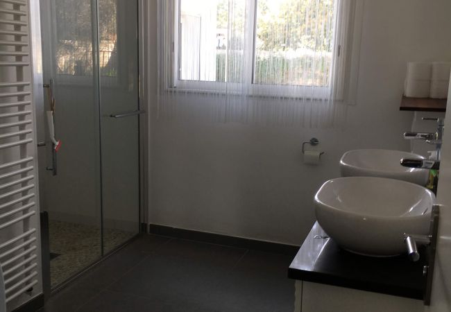 Villa in Saint-Georges-d´Oléron - La Tanière, piscine et 300m de la mer Villa in Saint-Georges-d´Oléron - La Tanière, piscine et 300m de la mer