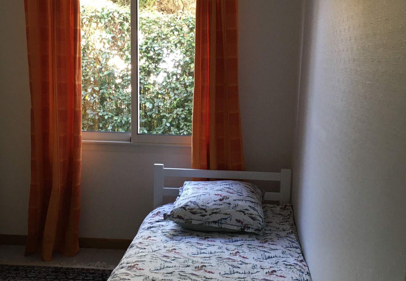 Villa in Saint-Georges-d´Oléron - La Tanière, piscine et 300m de la mer Villa in Saint-Georges-d´Oléron - La Tanière, piscine et 300m de la mer