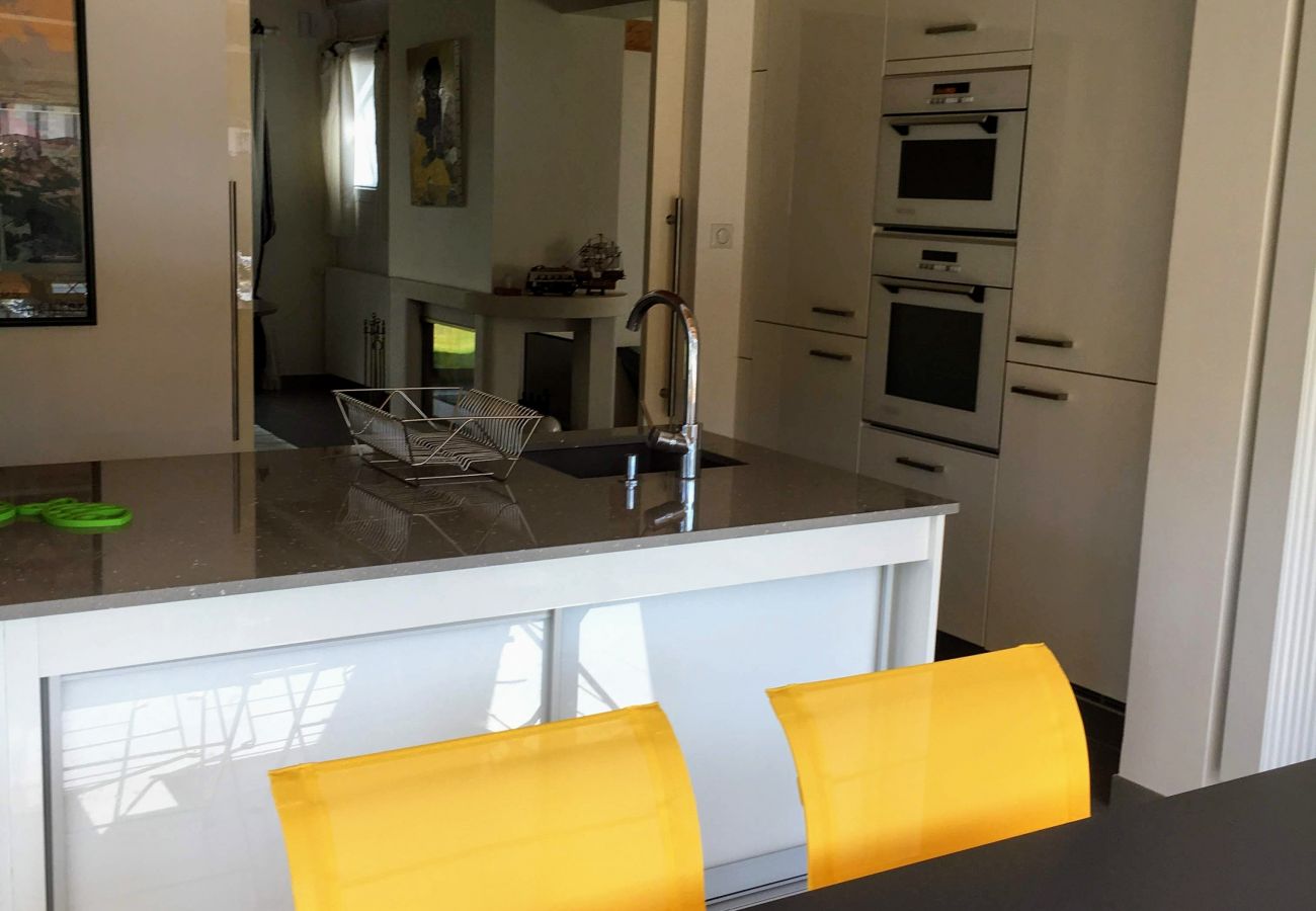 Villa in Saint-Georges-d´Oléron - La Tanière, piscine et 300m de la mer Villa in Saint-Georges-d´Oléron - La Tanière, piscine et 300m de la mer