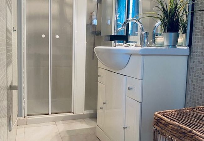 House in Saint-Georges-d´Oléron - VILLA CONSTANTINE A 2 PAS DU PORT DE BOYARDVILLE House in Saint-Georges-d´Oléron - VILLA CONSTANTINE A 2 PAS DU PORT DE BOYARDVILLE