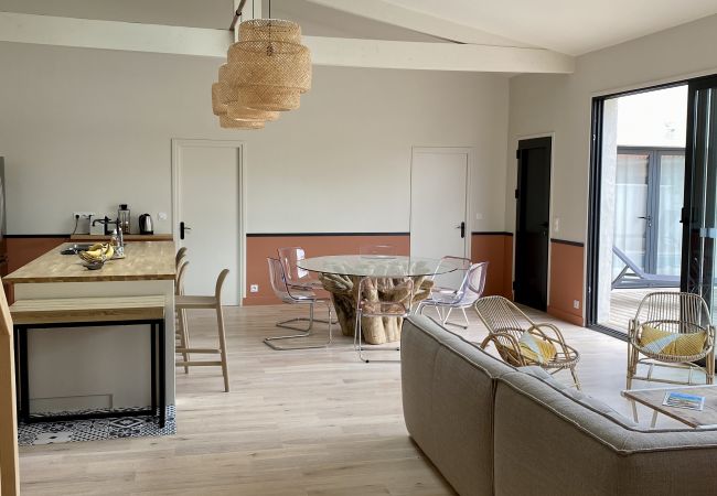 House in Dolus-d´Oléron - L'Hirondelle et l'Instant, piscine privée House in Dolus-d´Oléron - L'Hirondelle et l'Instant, piscine privée