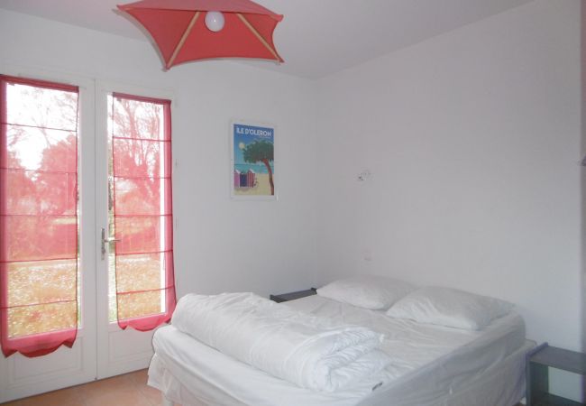 Villa in Dolus-d´Oléron - Villa Marena 300m de la plage Villa in Dolus-d´Oléron - Villa Marena 300m de la plage