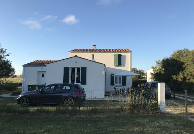 Villa in Dolus-d´Oléron - Villa Marena 300m de la plage Villa in Dolus-d´Oléron - Villa Marena 300m de la plage