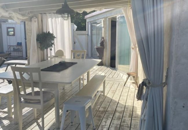 House in Le Château-d´Oléron - Le Chai Maison de charme pour tribu joyeuse House in Le Château-d´Oléron - Le Chai Maison de charme pour tribu joyeuse