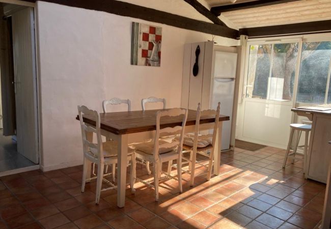 House in Le Château-d´Oléron - Le Chai Maison de charme pour tribu joyeuse House in Le Château-d´Oléron - Le Chai Maison de charme pour tribu joyeuse