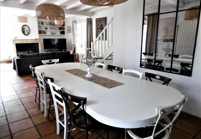 House in Le Château-d´Oléron - Le Chai Maison de charme pour tribu joyeuse House in Le Château-d´Oléron - Le Chai Maison de charme pour tribu joyeuse