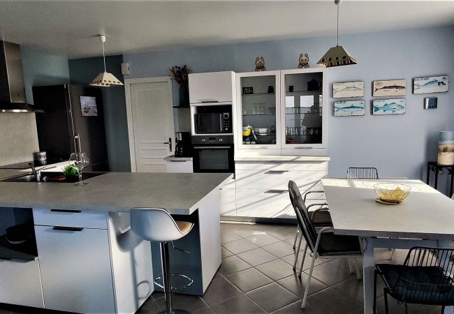 House in Le Château-d´Oléron - E Villa Ohana proche centre-ville House in Le Château-d´Oléron - E Villa Ohana proche centre-ville