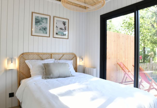 Cabin in La Brée-les-Bains - Ø Lodge les jardins d'iode proche mer Cabin in La Brée-les-Bains - Ø Lodge les jardins d'iode proche mer