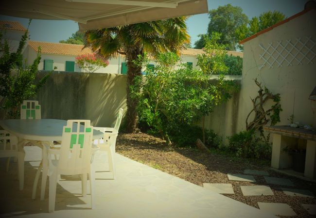Maison à Saint-Georges-d´Oléron - La maisonnette des vacances Maison à Saint-Georges-d´Oléron - La maisonnette des vacances