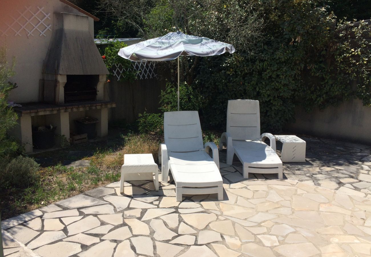 Maison à Saint-Georges-d´Oléron - La maisonnette des vacances Maison à Saint-Georges-d´Oléron - La maisonnette des vacances