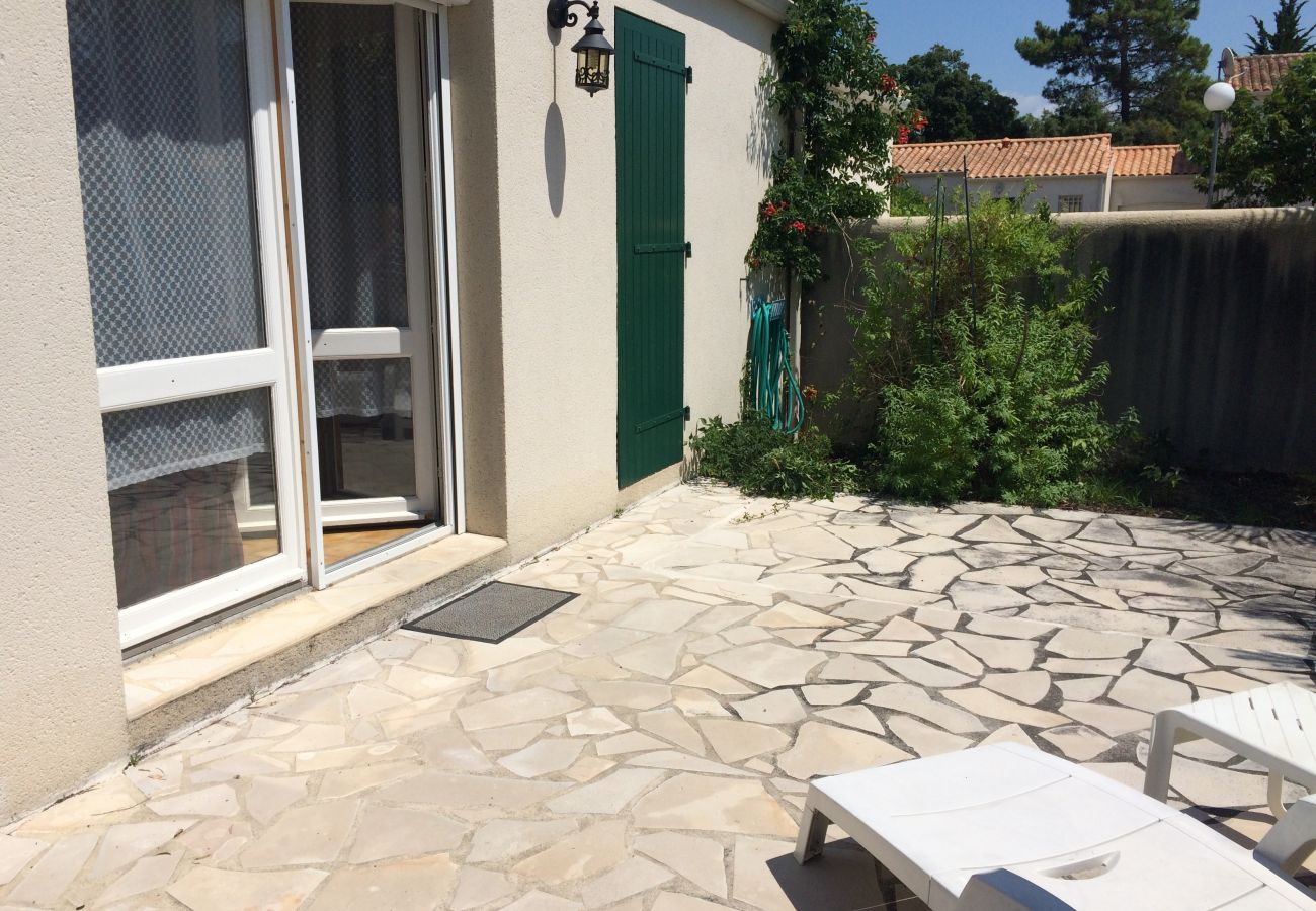 Maison à Saint-Georges-d´Oléron - La maisonnette des vacances Maison à Saint-Georges-d´Oléron - La maisonnette des vacances
